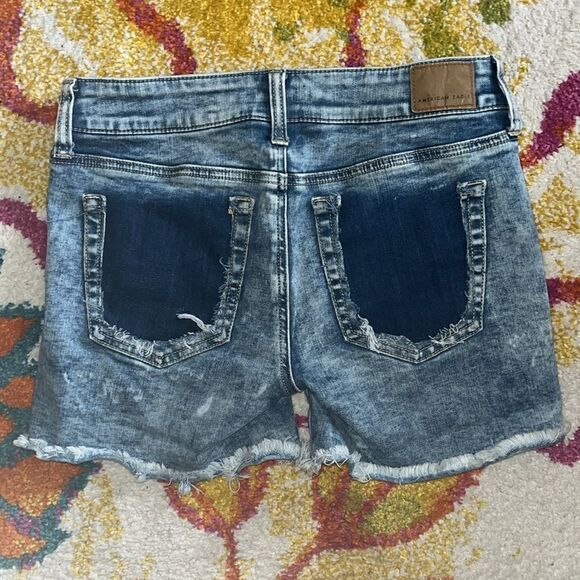 EXCELLENT DISTRESSED CONDITION WOMEN’S SIZE 2 AMERICAN EAGLE STRETCH MIDI SHORTS - Picture 5 of 8